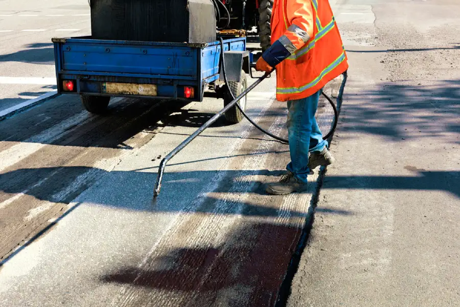 How Resurfacing Extends the Lifespan of Aging Asphalt Waleska, GA